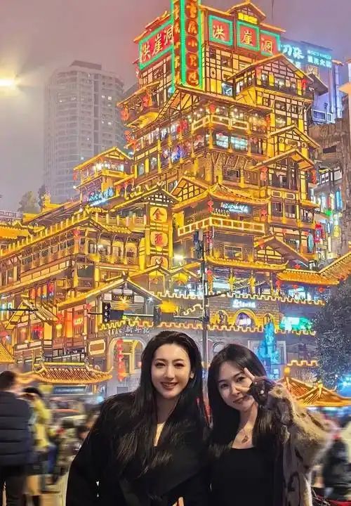 游重庆知名景点旅游向导查询开元棋牌去重庆找当地私人导(图2)
