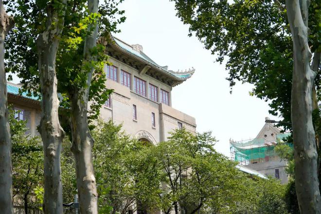 观黄鹤楼、湖北省博物馆春假爆款武汉名校夏令营开启报名开元ky棋牌狮子精品夏令营 探访武汉大学、华中科大参(图5)