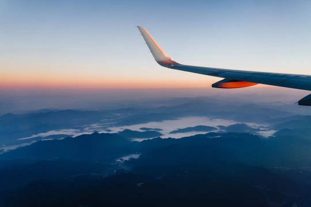 预订享多重礼遇；更有公务机随心飞优惠年卡开元棋牌私行客户尊享丨2026南极之旅(图5)